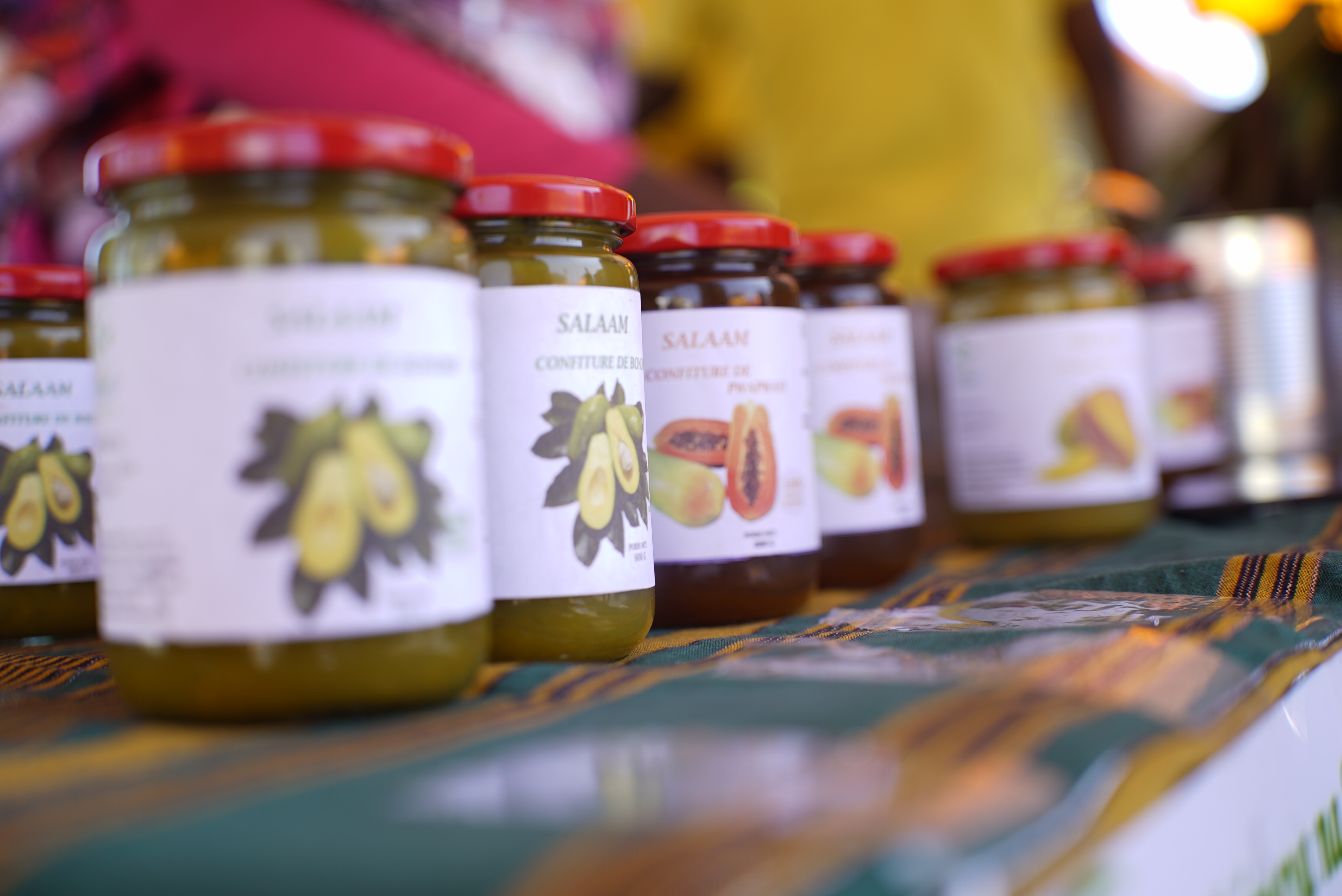 cover image Bienvenue sur la plateforme web du commerce aux Comores